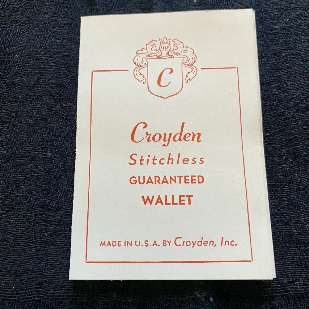 Vintgae 1950’s Vinyl Red Croyden Bifold Wallet. Unisex. NWT. Change Purse. Rare.